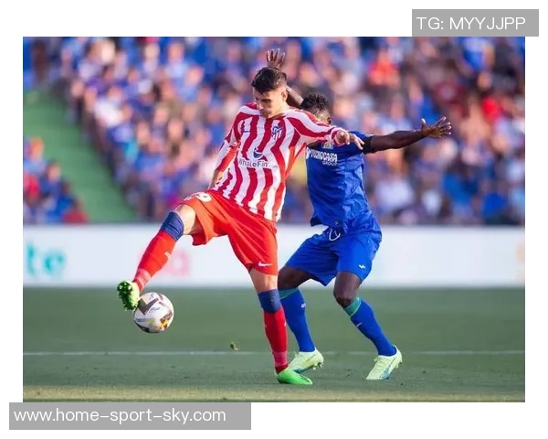 佩雷斯VS对手的激烈较量揭示了赛车运动的无限魅力与竞争精神